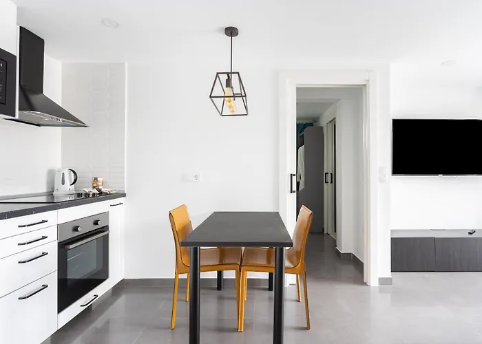 El Drago Apartment, Amazing Ocean & Cliff View * Лос-Реалехос